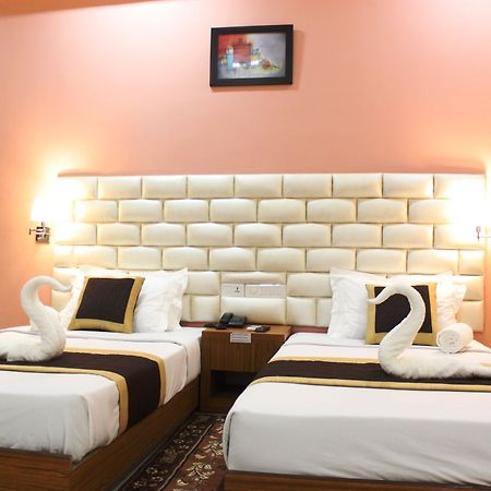 Hotel Siddhartha International Гая Экстерьер фото
