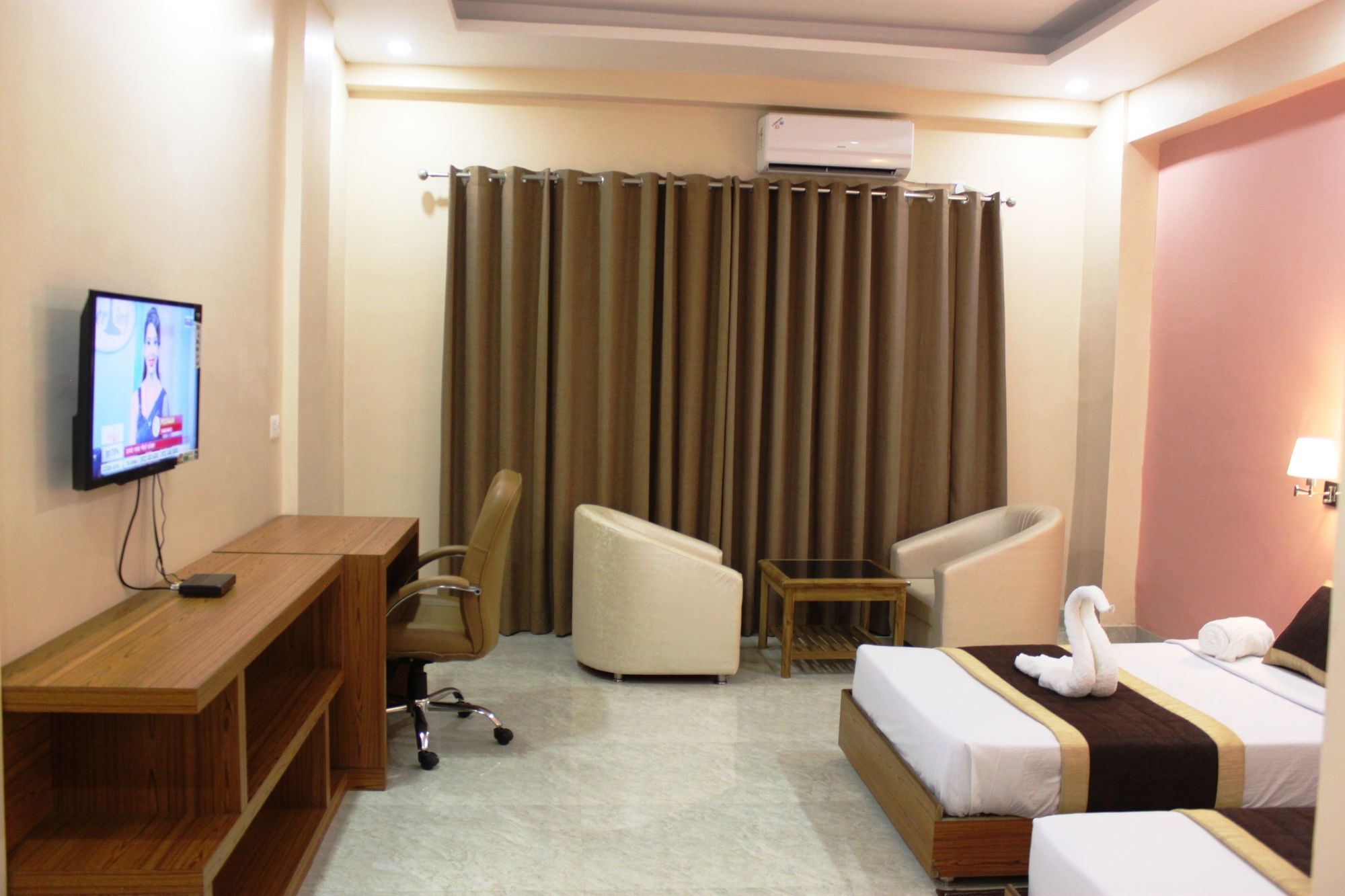 Hotel Siddhartha International Гая Экстерьер фото