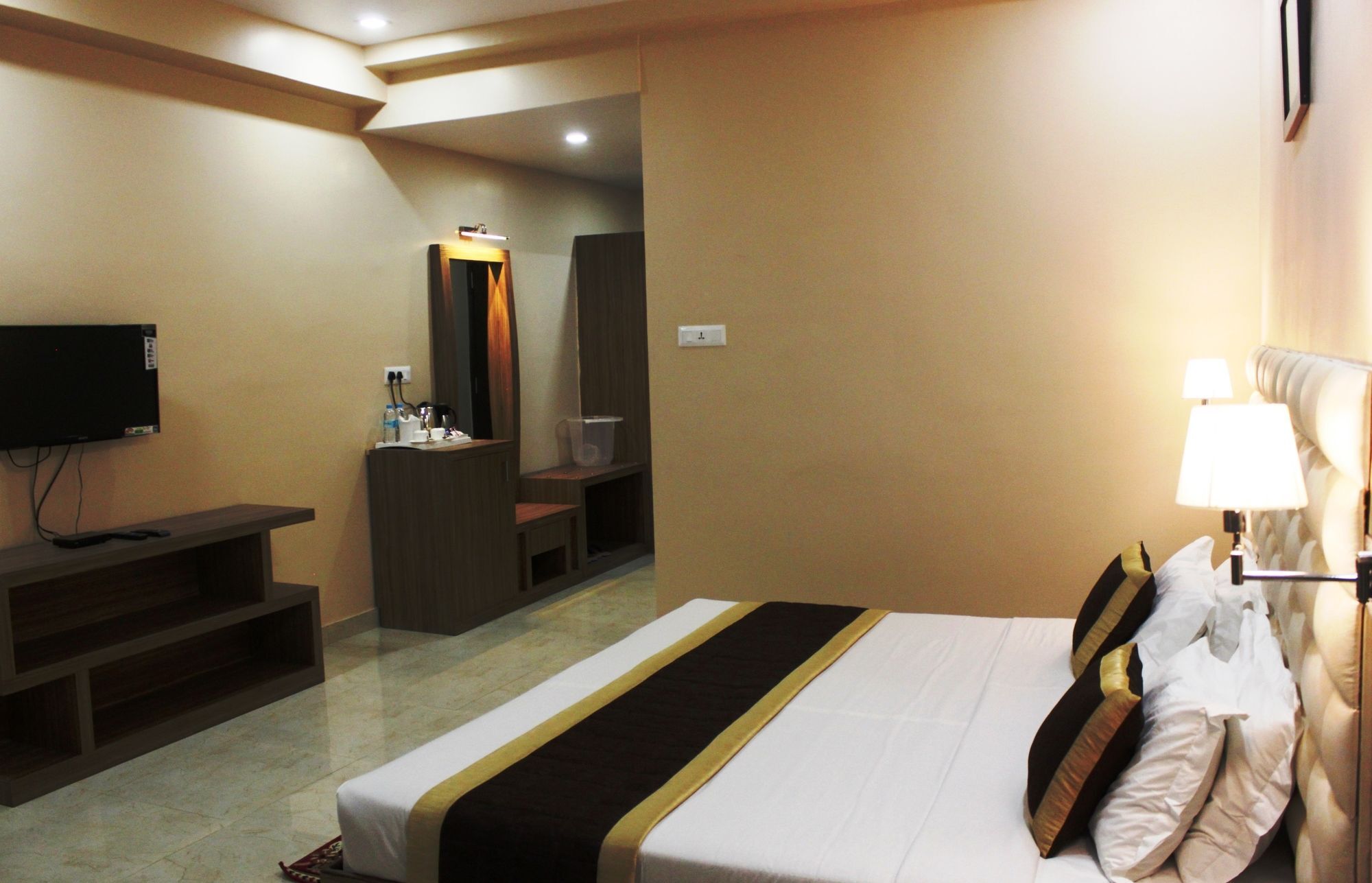 Hotel Siddhartha International Гая Экстерьер фото